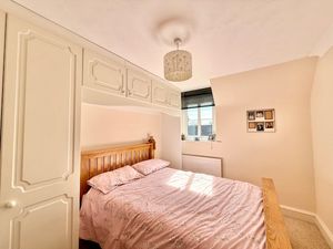 Photo 16- click for photo gallery